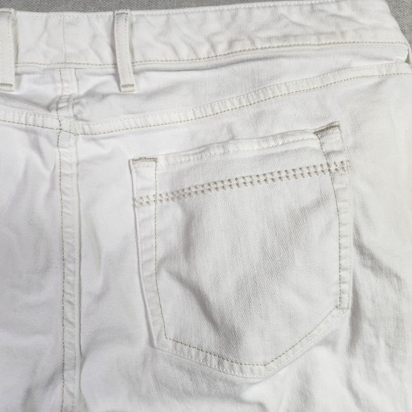 Eddie Bauer Womens Size T16 White Curvy Crop Capri Denim Jeans - Picture 12 of 14